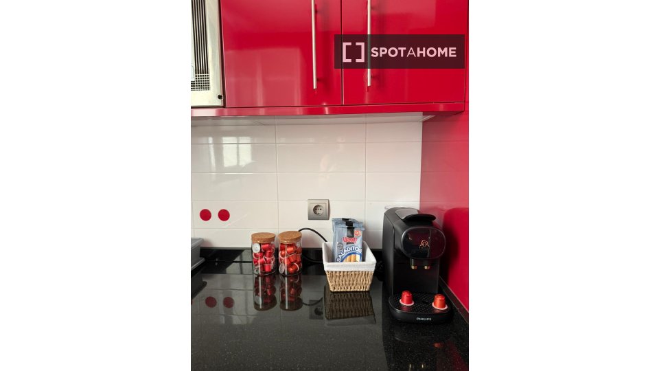 Apartment Valencia, 1 bed, 56m² — photo 12