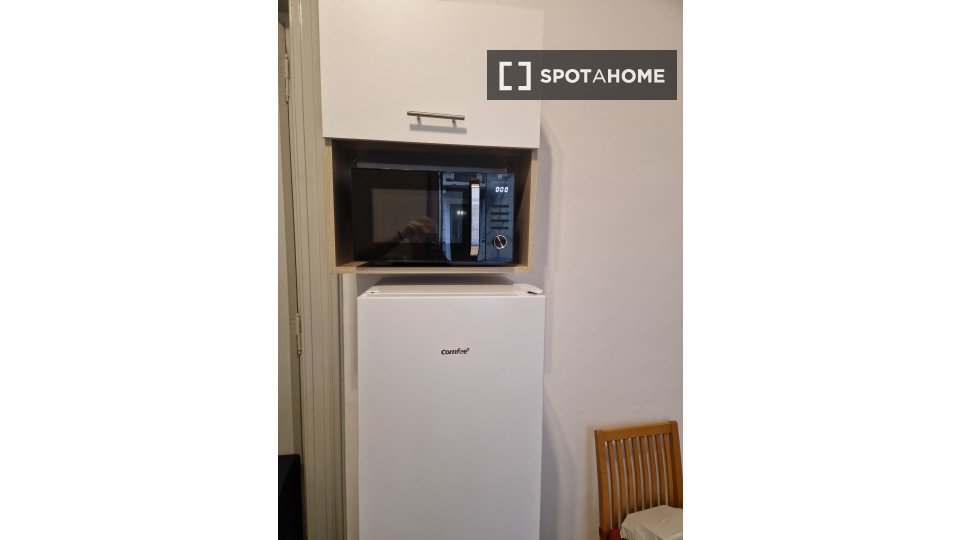 Double room Turin, 1 bed, 28m² — photo 16