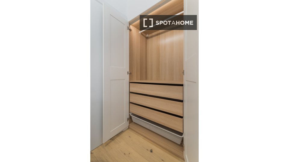 Double room Madrid, 6 beds — photo 19