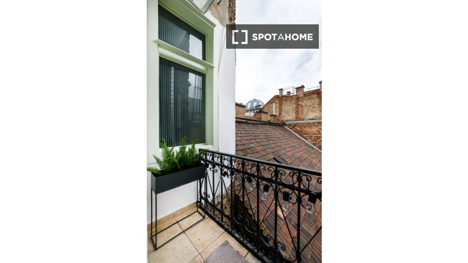 Apartment Budapest, 3 beds, 113m² — photo 5