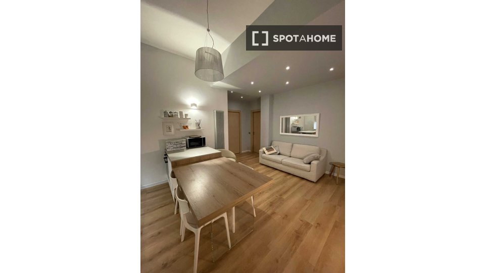 Apartment Milan, 2 beds — photo 5