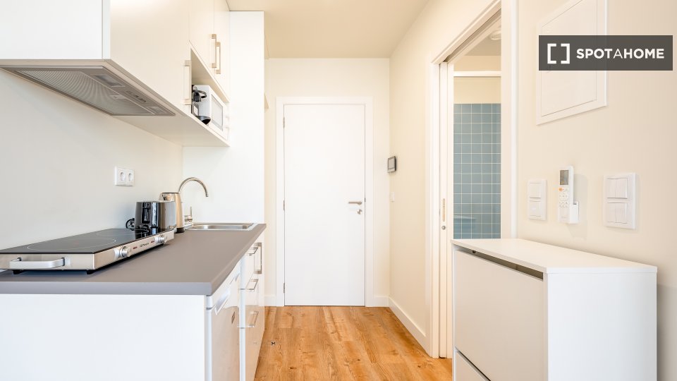 Apartment mono Lisbon, 18m² — photo 7