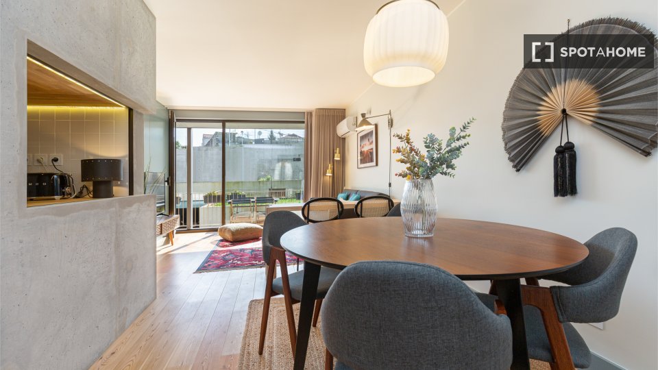 Apartment Porto, 2 beds, 85m² — photo 10