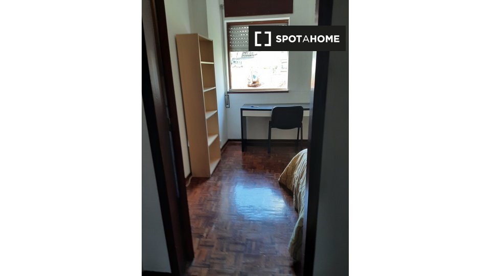 Double room Coimbra, 5 beds — photo 2
