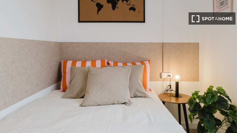 Double room Barcelona, 8 beds, 220m² — photo 50