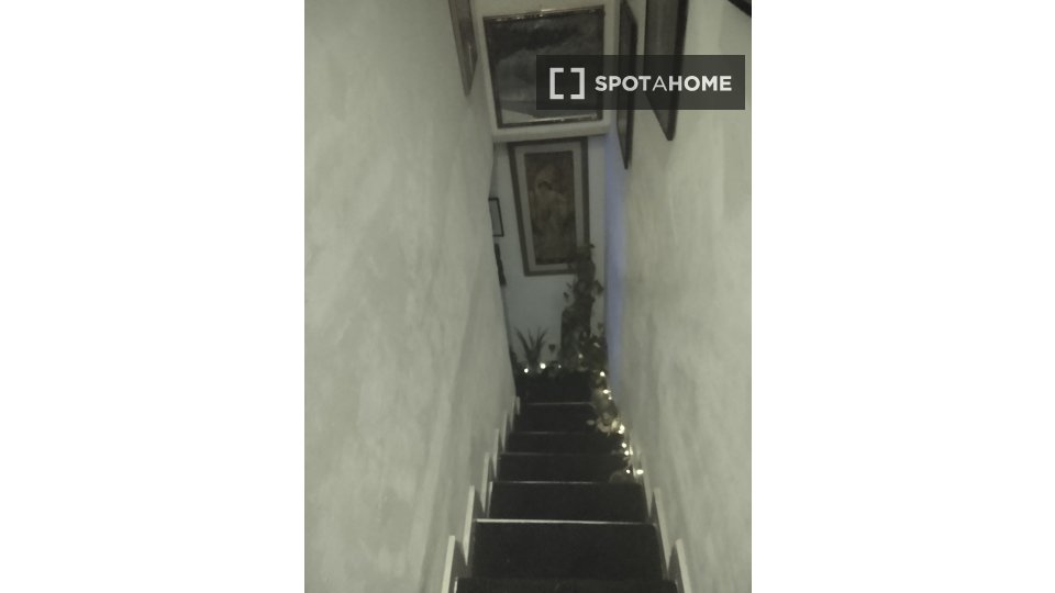 Double room Barcelona, 3 beds, 80m² — photo 13
