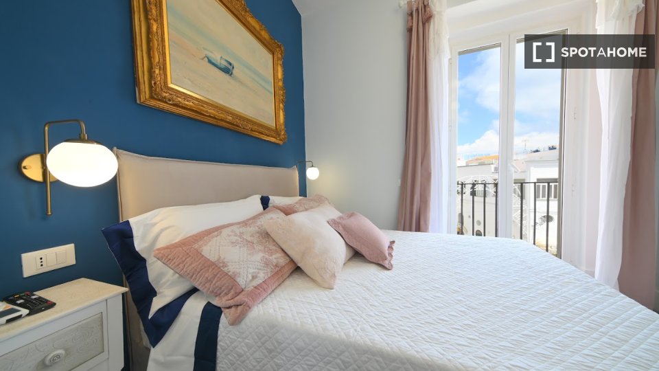 Apartment Naples, 3 beds — photo 6