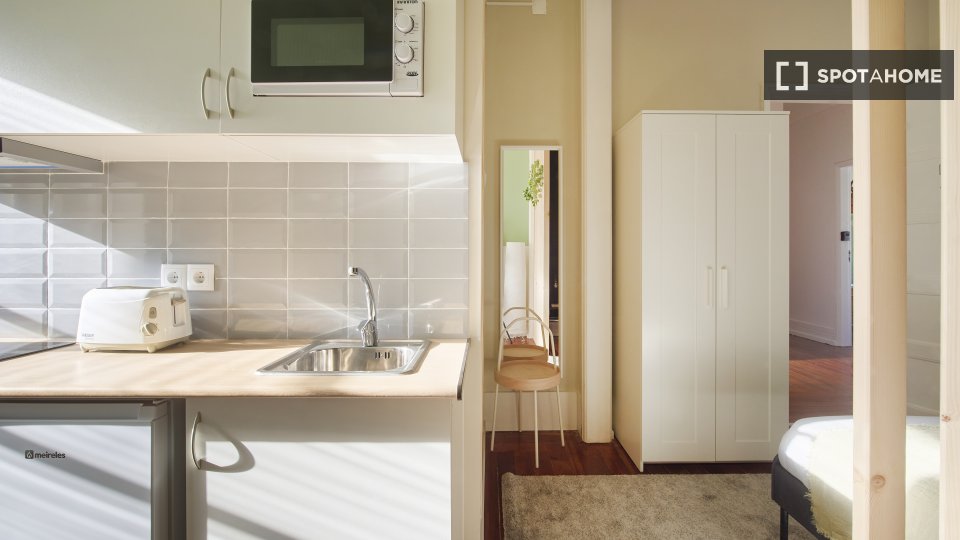 Apartment mono Lisbon — photo 12
