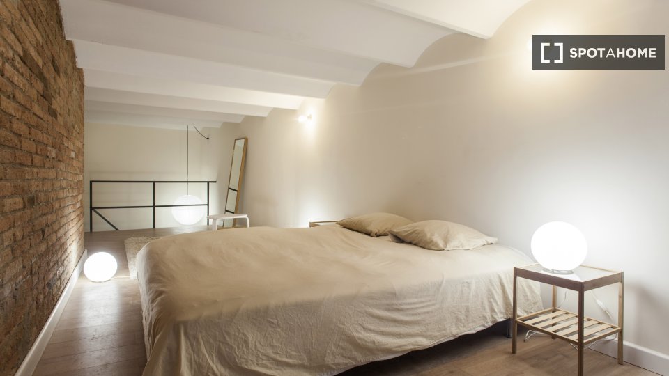 Apartment Barcelona, 1 bed, 85m² — photo 10