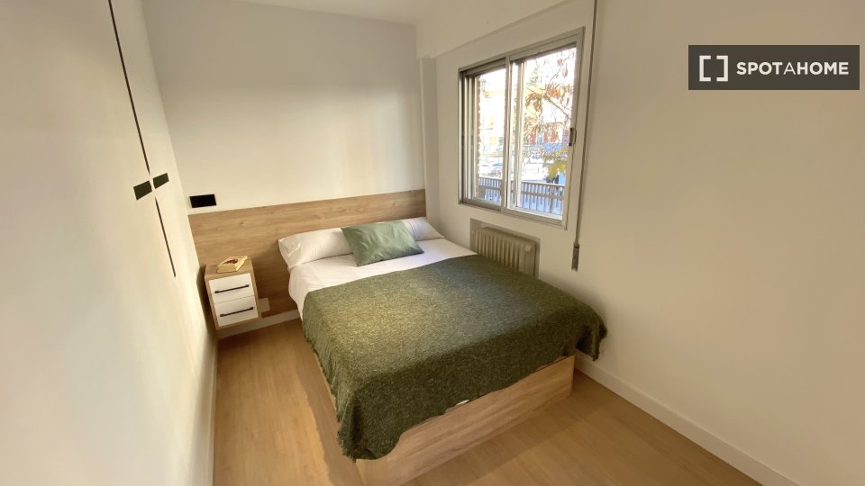 Double room Madrid, 12 beds — photo 20