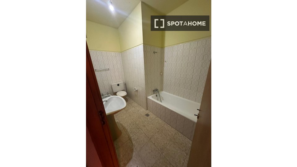 Double room Porto, 3 beds — photo 3
