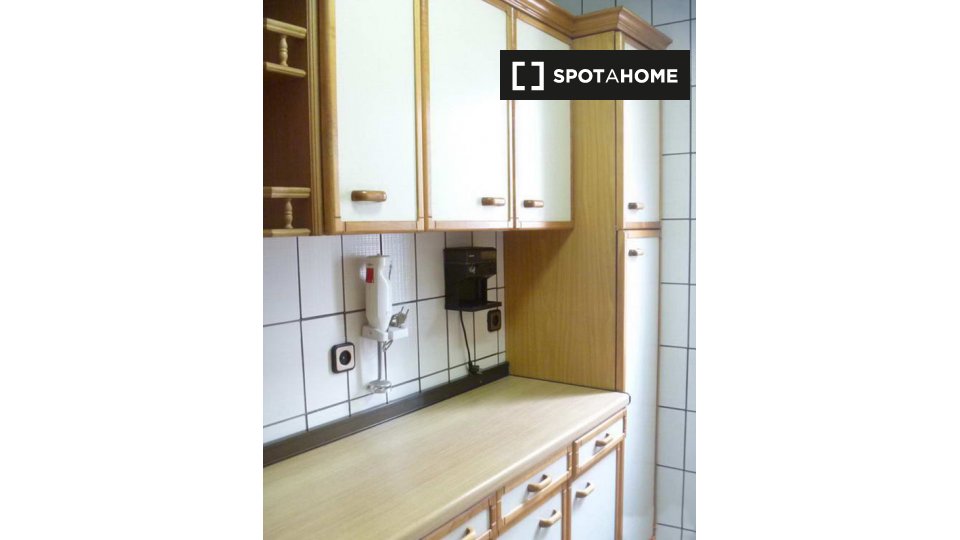 Double room Madrid, 3 beds — photo 6