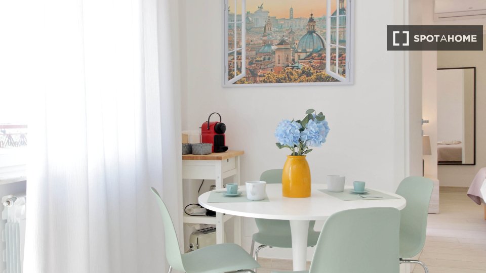 Apartment Rome, 1 bed — photo 17