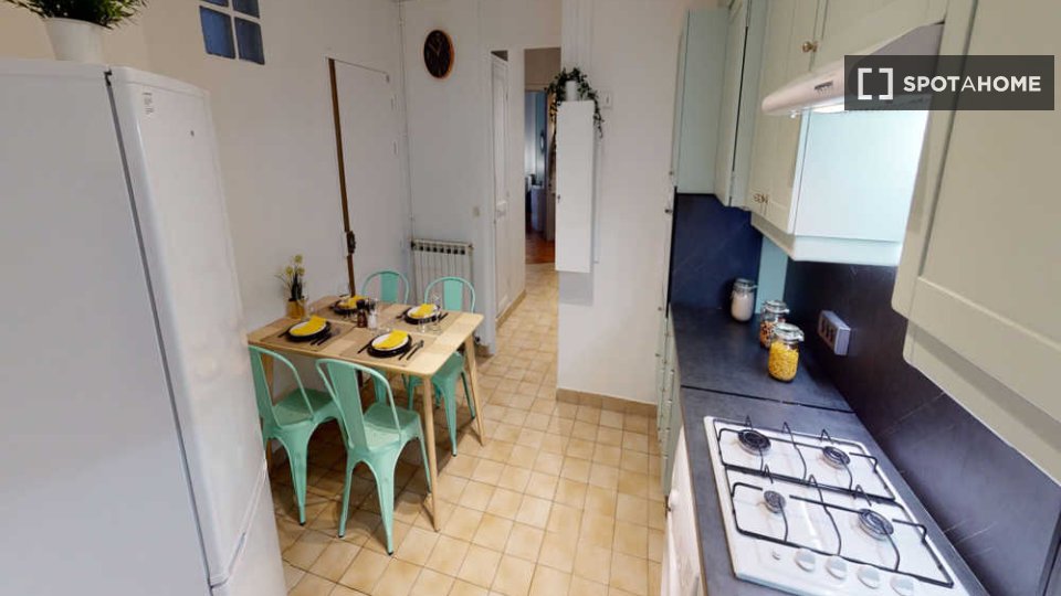 Double room Paris, 4 beds, 100m² — photo 4