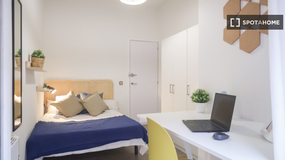 Double room Madrid, 7 beds — photo 3