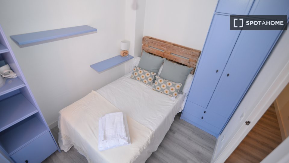 Double room Santander, 3 beds — photo 17