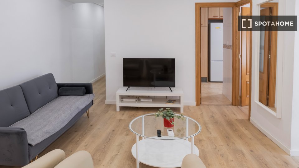 Apartment Valencia, 3 beds, 75m² — photo 19