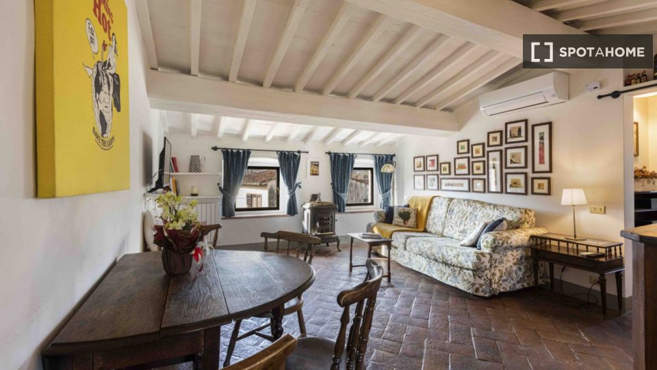 Appartamento con 1 camera da letto in affitto a Firenze - en Florencia