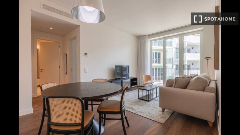 Apartment Lisbon, 1 bed — photo 16