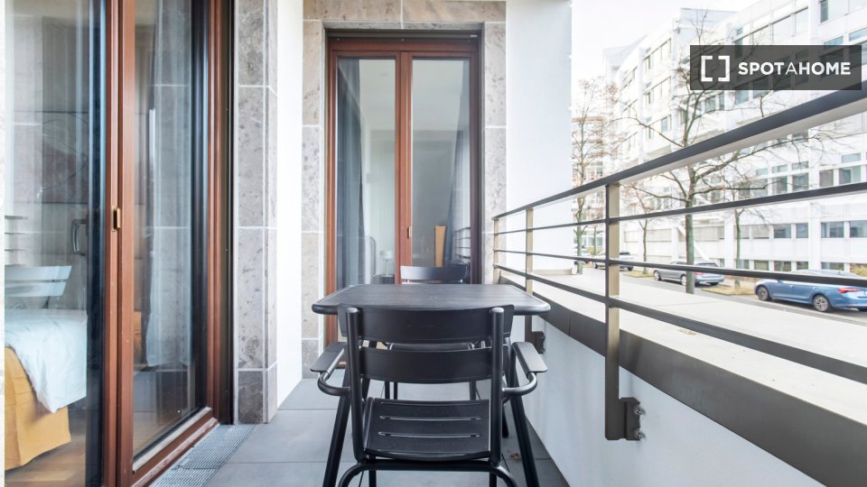 Apartment Berlin, 2 beds, 81m² — photo 12