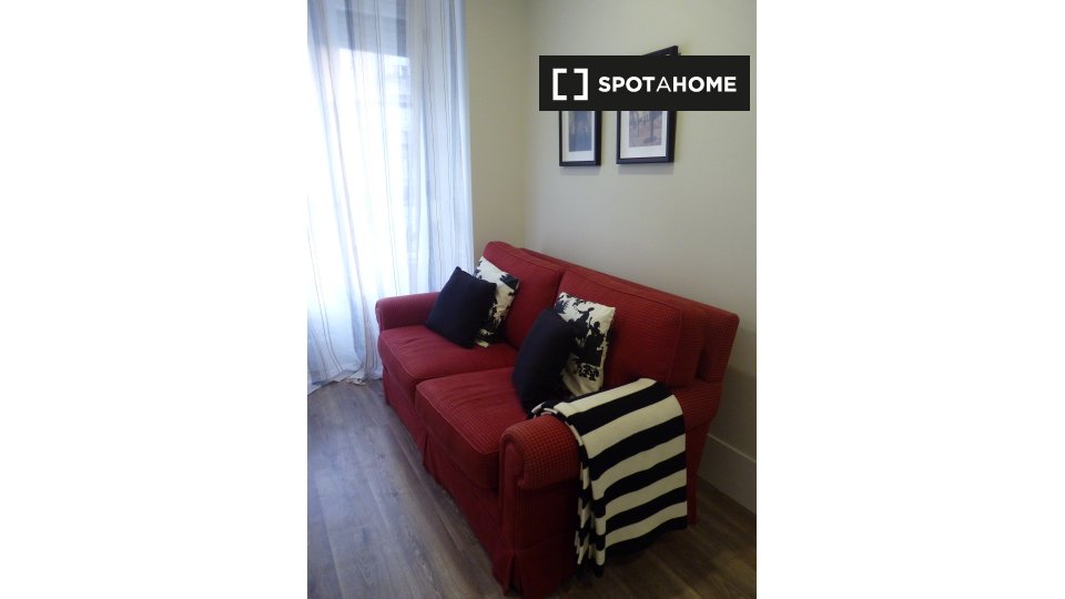 Apartment Lisbon, 1 bed, 40m² — photo 4