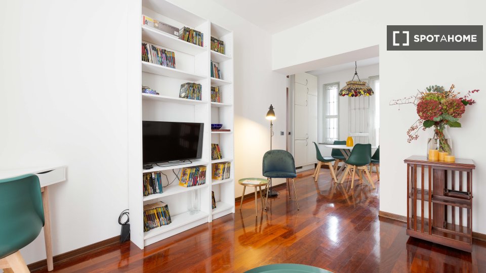 Apartment Milan, 1 bed, 65m² — photo 12