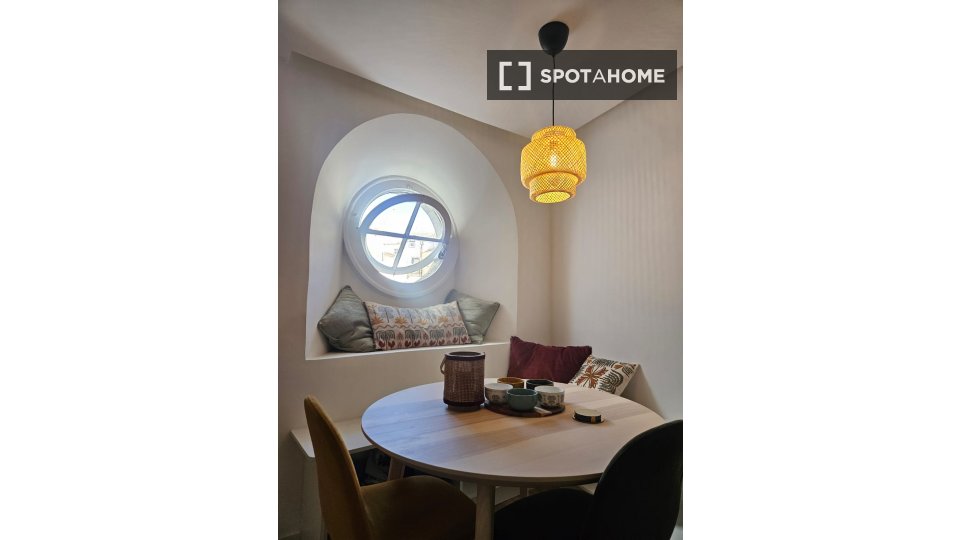 Apartment Lisbon, 1 bed — photo 4