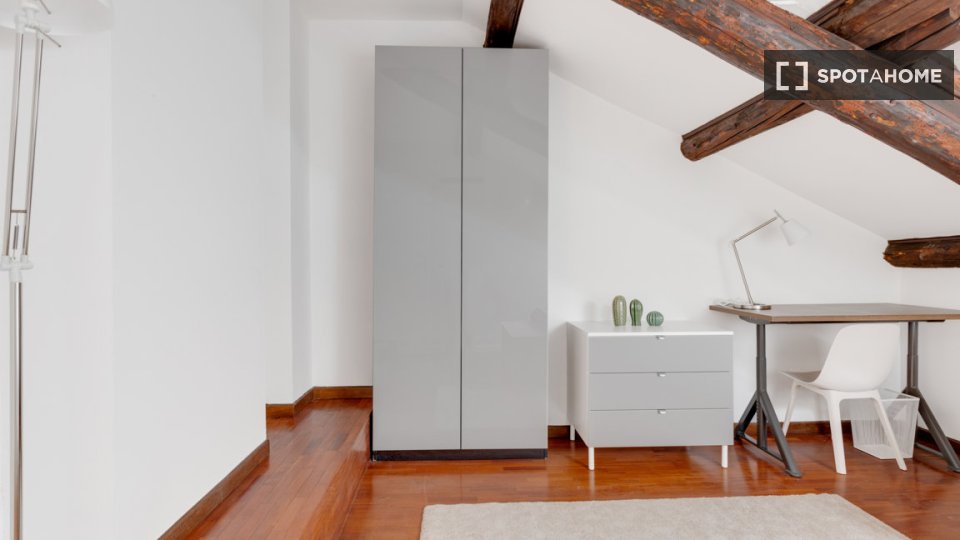 Double room Milan, 6 beds, 100m² — photo 19