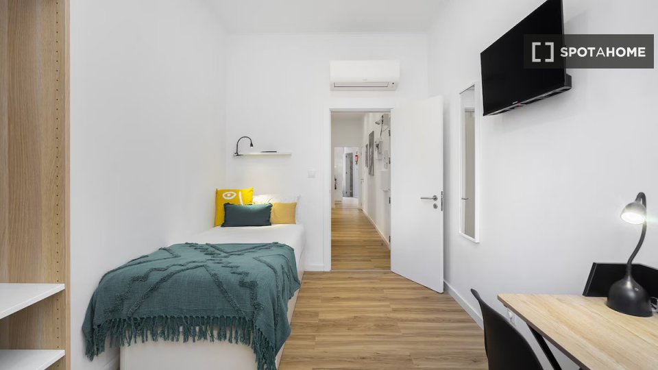 Double room Lisbon, 6 beds — photo 2