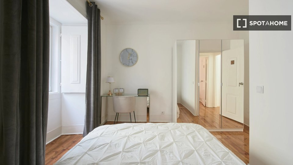 Double room Lisbon, 8 beds — photo 4
