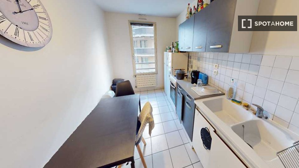 Double room Lyon, 4 beds, 100m² — photo 6