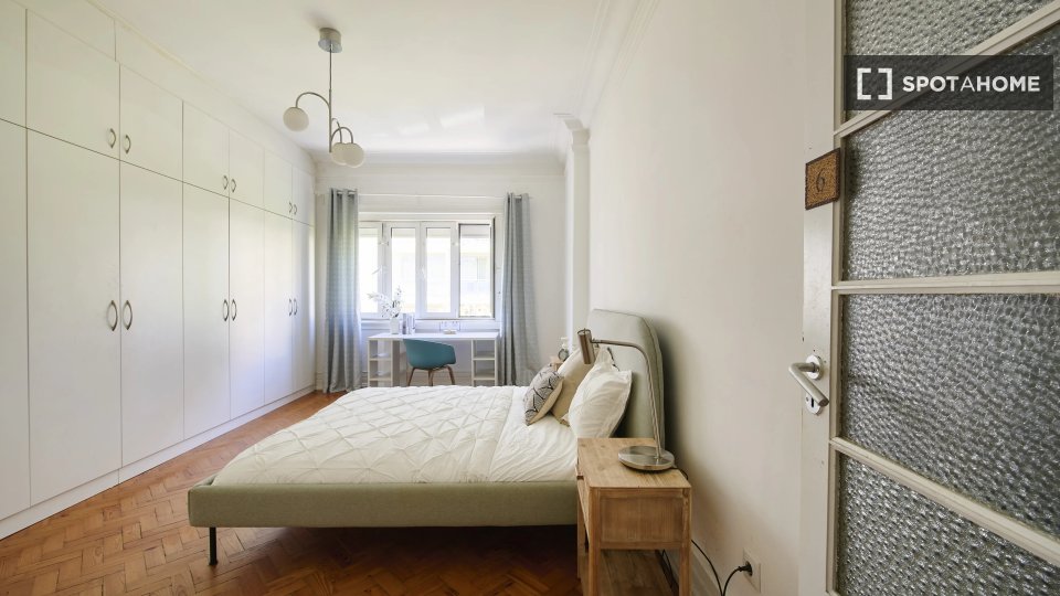 Double room Lisbon, 9 beds — photo 3
