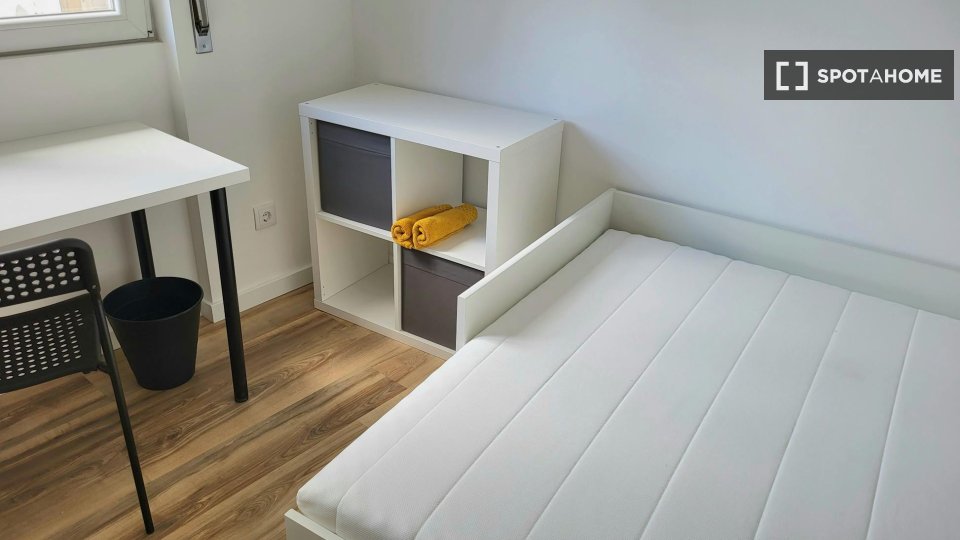 Double room Porto, 4 beds — photo 13