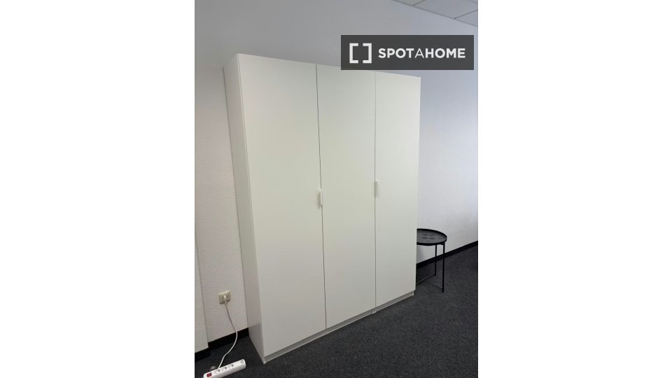 Double room Munich, 2 beds — photo 17