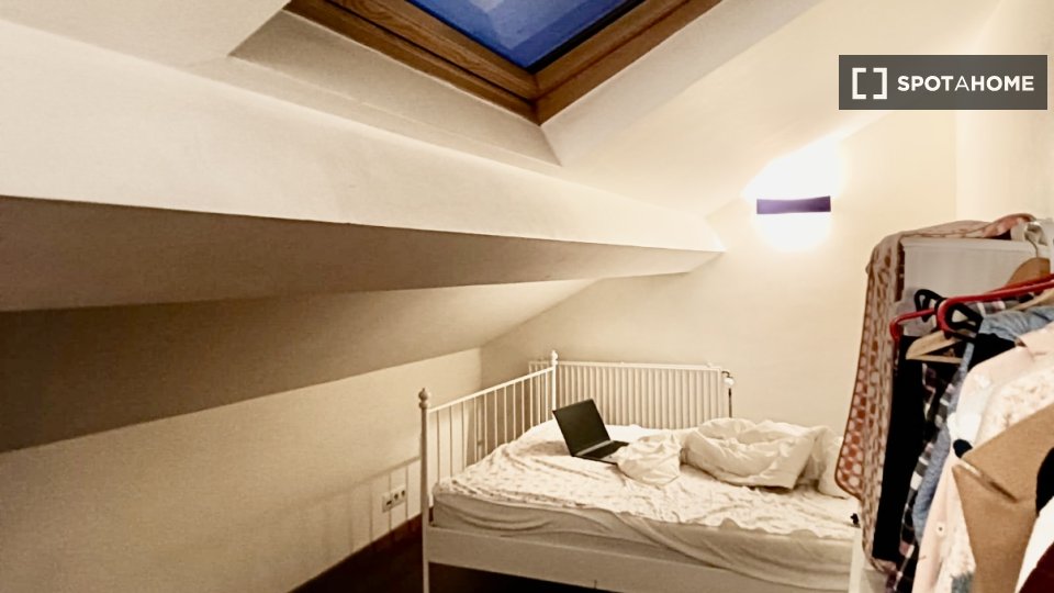 Double room Brussels, 4 beds — photo 15