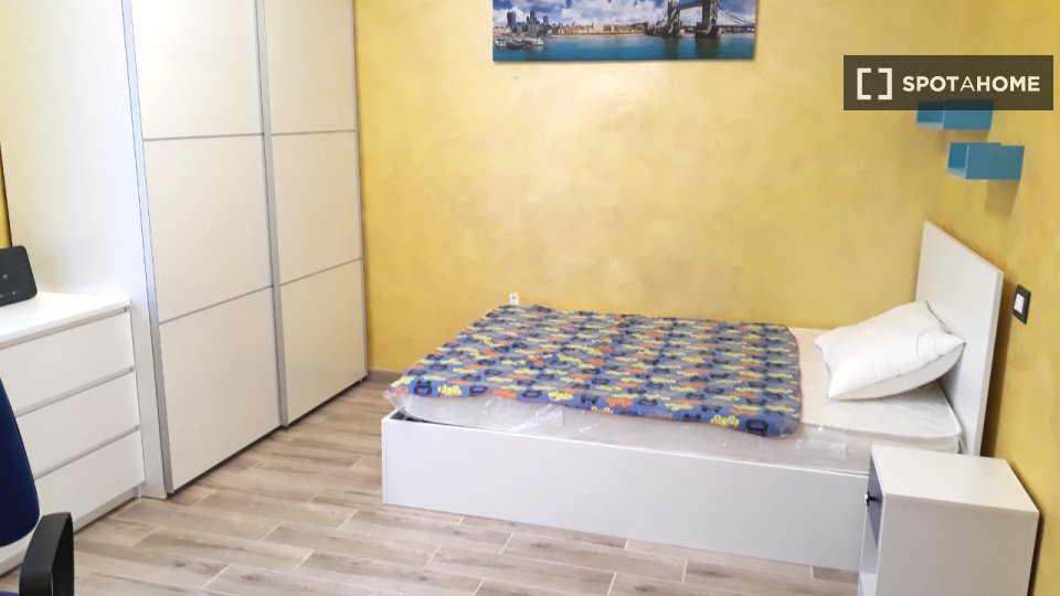 Double room Turin, 2 beds, 70m² — photo 5