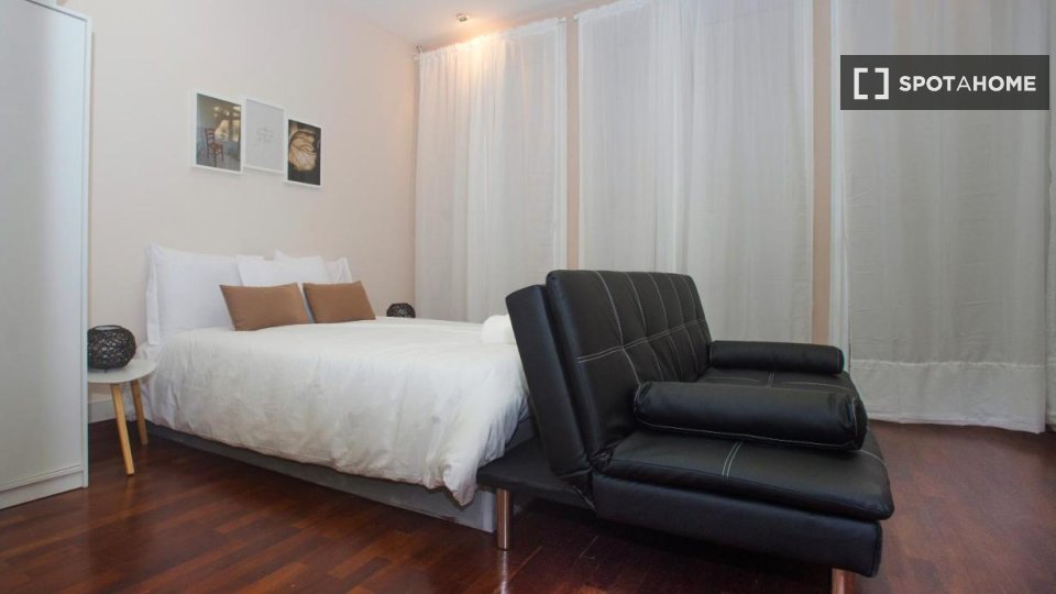 Apartment mono Porto, 35m² — photo 2