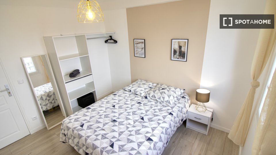 Double room Paris, 3 beds, 66m² — photo 6
