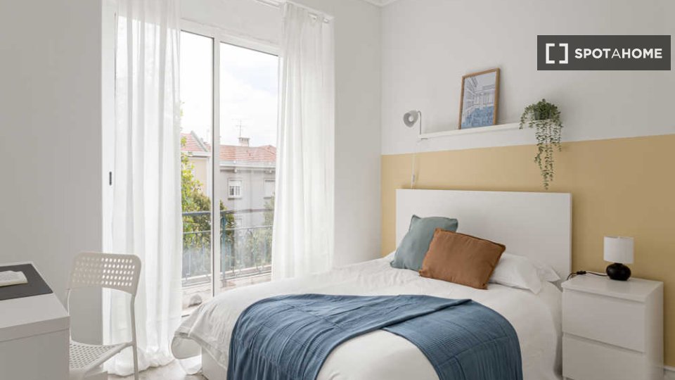 Double room Lisbon, 7 beds — photo 50