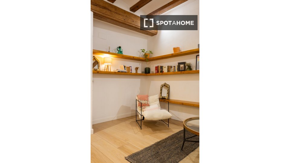 Apartment Valencia, 2 beds, 90m² — photo 2