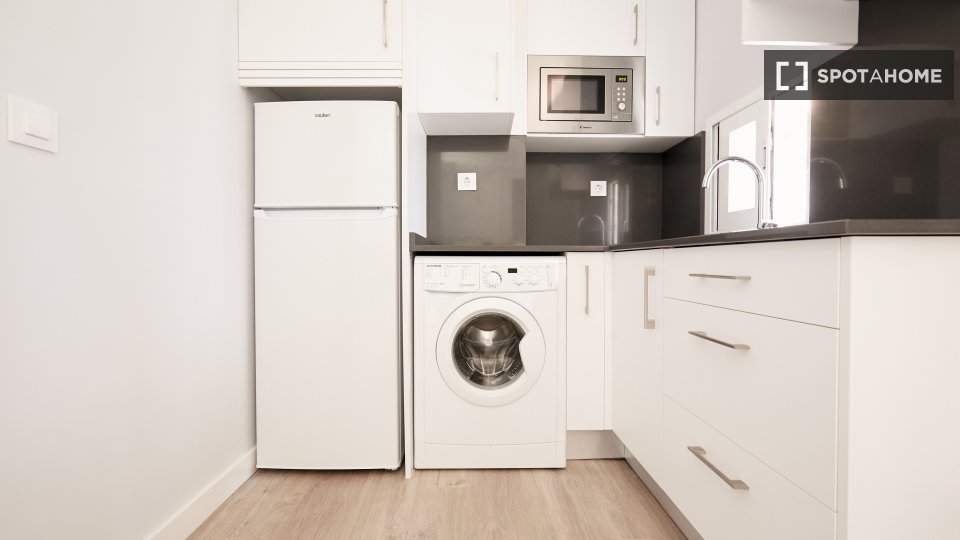 Apartment Madrid, 1 bed, 40m² — photo 1