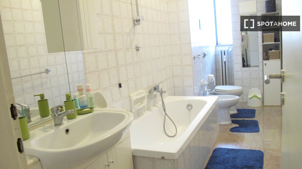 Double room Milan, 4 beds, 100m² — photo 14