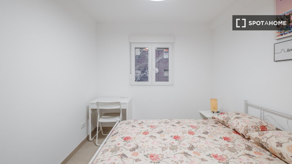 Habitación doble Madrid, 3 habitaciones — foto 21