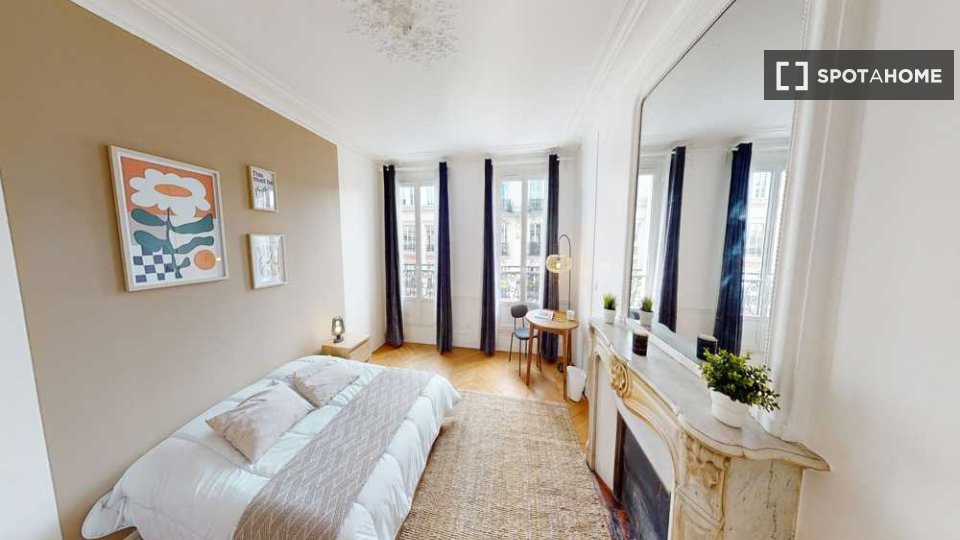 Double room Paris, 3 beds, 80m² — photo 11