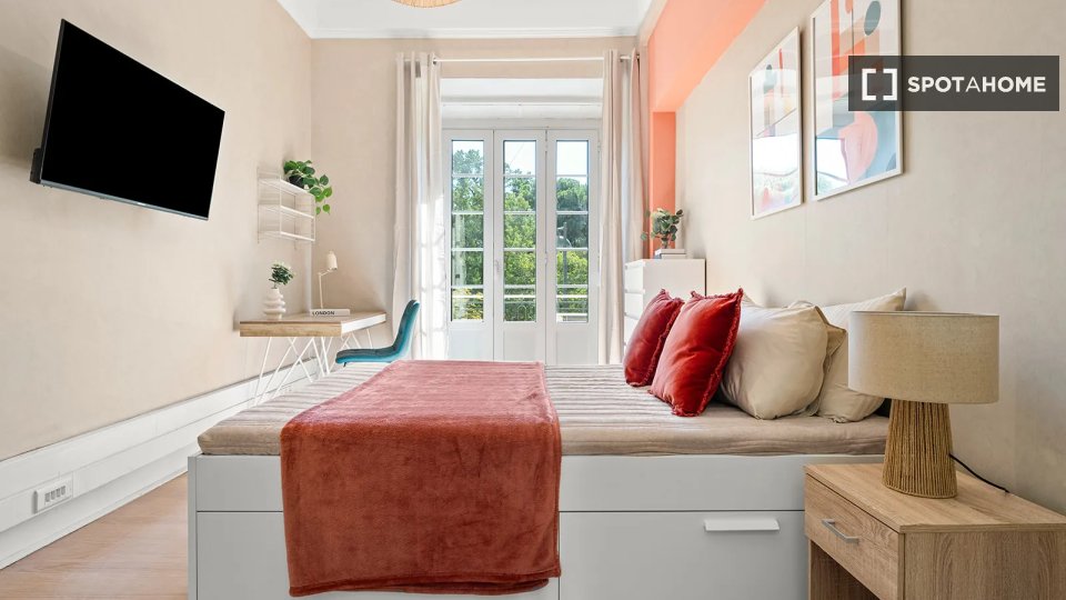 Double room Lisbon, 10 beds — photo 11