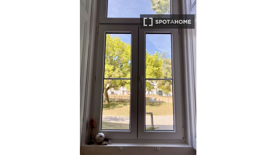 Double room Lisbon, 3 beds, 100m² — photo 7