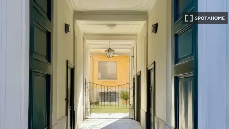 Apartment Milan, 1 bed — photo 9
