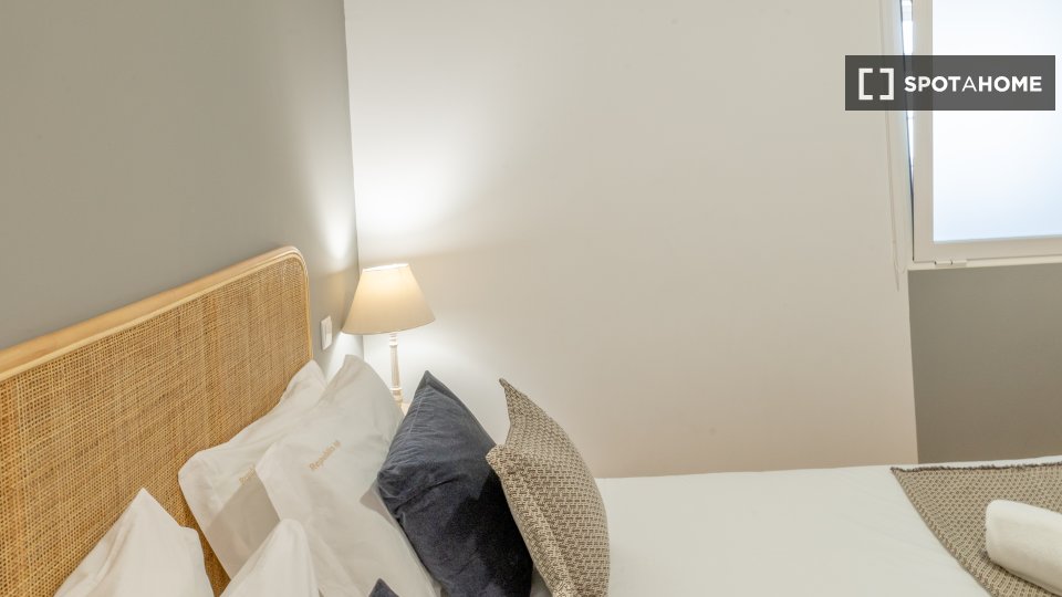 Apartment Porto, 2 beds, 76m² — photo 4