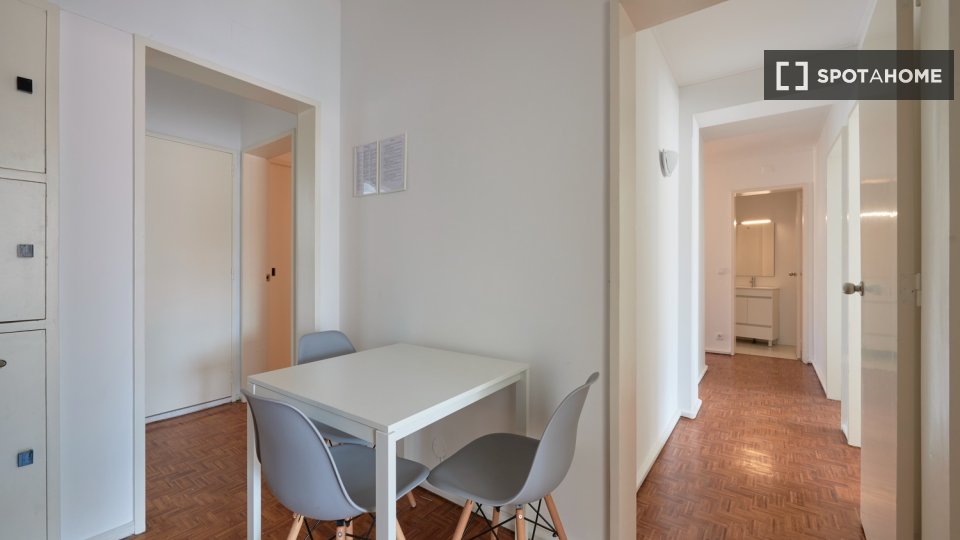 Double room Lisbon, 6 beds — photo 14