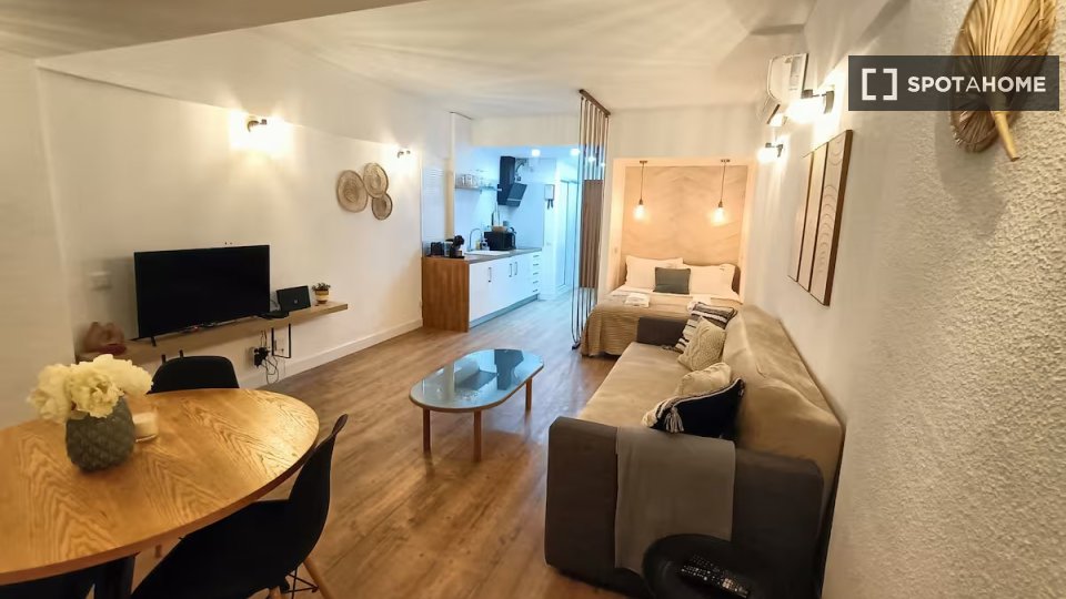 Apartment mono Lisbon — photo 12